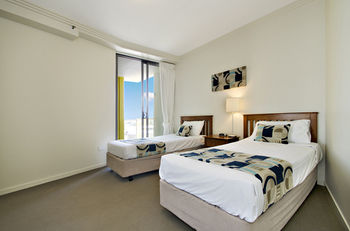 Pumicestone Blue - Accommodation Port Hedland 18
