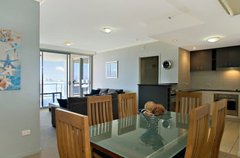 Pumicestone Blue - Accommodation Port Hedland 26