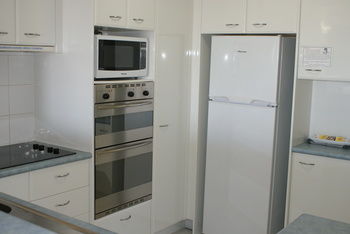 Beachside Resort - Kawana Waters - Accommodation Port Hedland 10