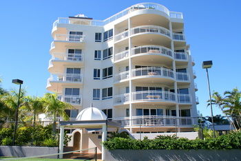 Beachside Resort - Kawana Waters - Accommodation Port Hedland 20
