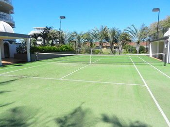 Beachside Resort - Kawana Waters - Accommodation Port Hedland 22