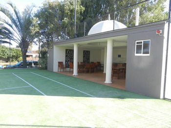 Beachside Resort - Kawana Waters - Accommodation Port Hedland 34