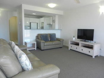 Beachside Resort - Kawana Waters - Accommodation Port Hedland 49