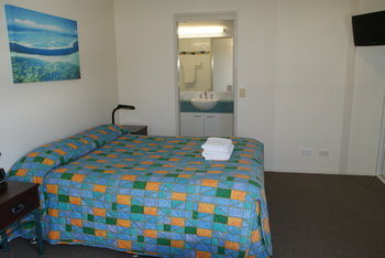 Beachside Resort - Kawana Waters - Accommodation Port Hedland 59