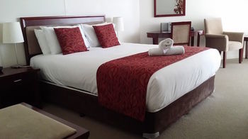 OVR Caloundra - Accommodation Port Hedland 7