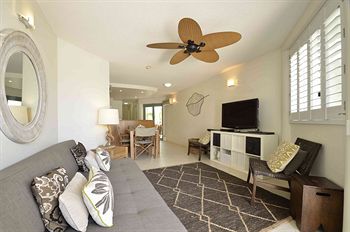 Malibu Mooloolaba - Accommodation Port Hedland 15