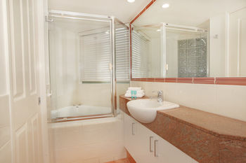 Malibu Mooloolaba - Accommodation Port Hedland 36