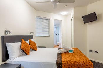 Malibu Mooloolaba - Accommodation Port Hedland 42