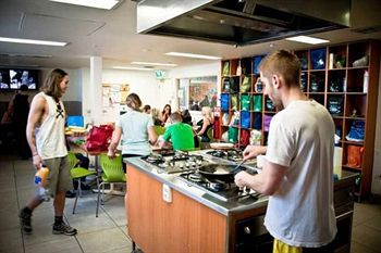 Habitat HQ - Hostel - Accommodation Port Hedland 2