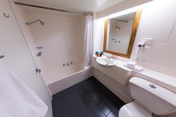 Abey Hotel - Accommodation Port Hedland 4