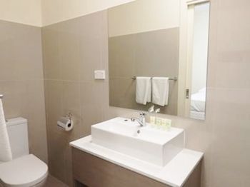 Naughtons Parkville Hotel - Accommodation Port Hedland 10