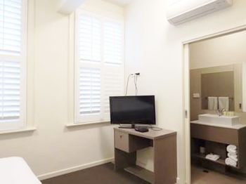 Naughtons Parkville Hotel - Accommodation Port Hedland 17
