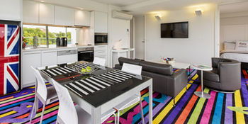 ADGE Boutique Apartment Hotel - Accommodation Port Hedland 7