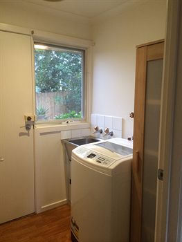 Australian Home Away Doncaster Elgar 2 - Accommodation Port Hedland 5