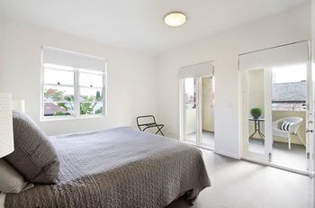 Albert Road Serviced Apartments - Accommodation Port Hedland 0
