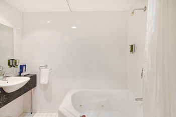 Quality Suites Boulevard On Beaumont - Accommodation Port Hedland 21