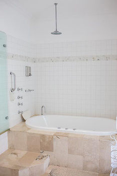 Avoca Valley Bed & Breakfast - Accommodation Port Hedland 5