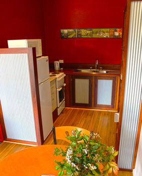 Valley Farm Vineyard Cottages - Accommodation Port Hedland 7