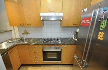 Darlinghurst 403 Pop Furnished Apartment - Accommodation Port Hedland 5
