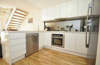 Darlinghurst 607 Pop Furnished Apartment - Accommodation Port Hedland 4