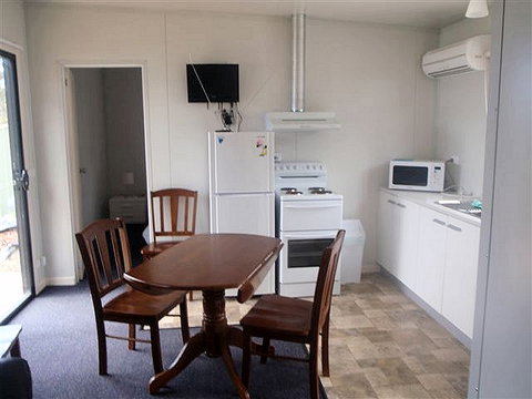 Coningham Beach Holiday Cabins - Accommodation Port Hedland 1