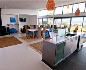 Sunset Bay Escape - Accommodation Port Hedland 1
