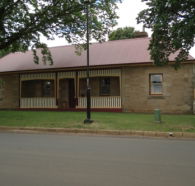 Christopher Hall's Colonial Accommodation - Accommodation Port Hedland