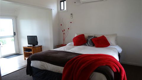 Glenrowan Tourist Park - Accommodation Port Hedland 2