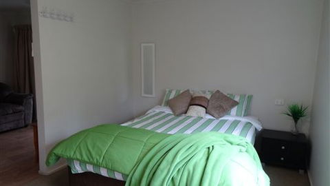 Glenrowan Tourist Park - Accommodation Port Hedland 1