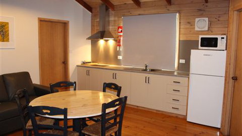 Lakes And Craters Holiday Park - Accommodation Port Hedland 2