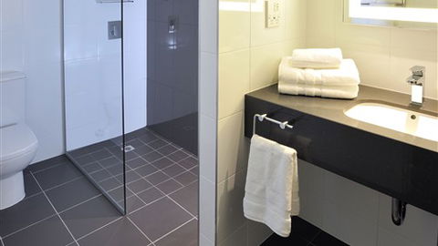 Novotel Melbourne On Collins - Accommodation Port Hedland 2