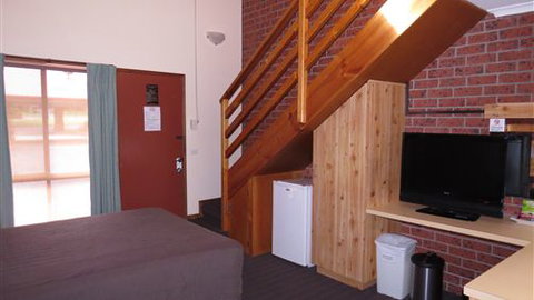 AAT 28 Goldsmith Hotel - Accommodation Port Hedland 7