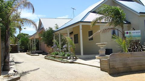 Front Beach Torquay Beach Houses - Accommodation Port Hedland 5