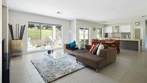 Neerim Chateau - Accommodation Port Hedland 0