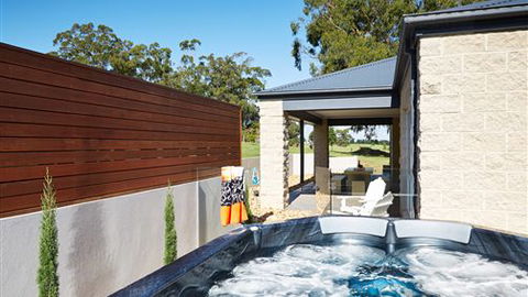 Neerim Chateau - Accommodation Port Hedland 3