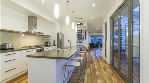 Serenity Torquay Ocean View: Luxury Beachfront - Accommodation Port Hedland 1