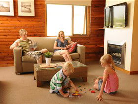 Adelaide Shores Resort - Accommodation Port Hedland 2