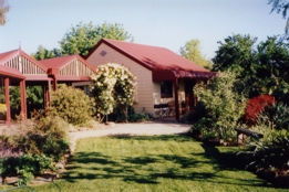 Alpine Country Cottages - Accommodation Port Hedland 0