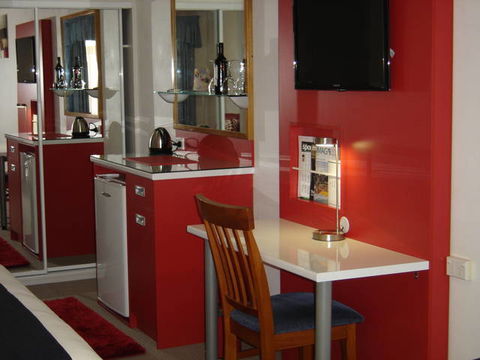 Avaleen Lodge Motor Inn - Accommodation Port Hedland 0