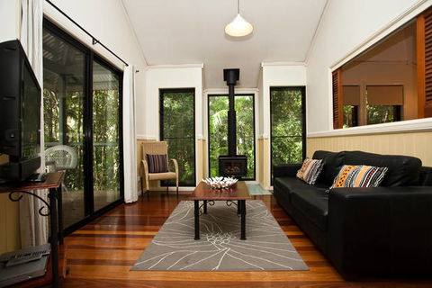 Cedar Creek Lodges At Thunderbird Park™ - Accommodation Port Hedland 0