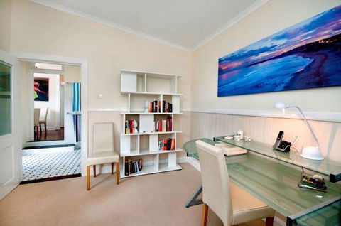 Petite Chalet - Accommodation Port Hedland 1