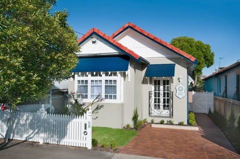 Petite Chalet - Accommodation Port Hedland 3