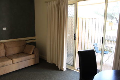Fairways Resort - Accommodation Port Hedland 3
