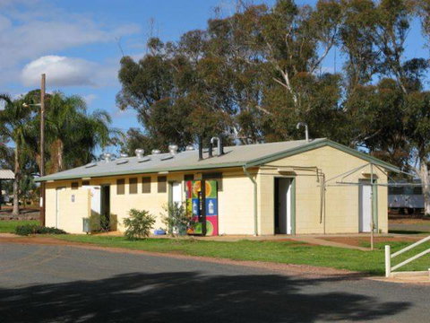 Lake View Caravan Park - Accommodation Port Hedland 3