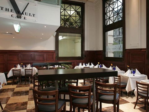 Quality Hotel Batman's Hill On Collins - Accommodation Port Hedland 3