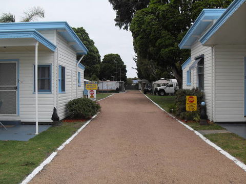 Sunnyside Caravan Park - Accommodation Port Hedland 3