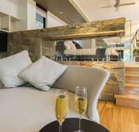 The Feathered Nest - Luxury Wildlife Retreat - Accommodation Port Hedland