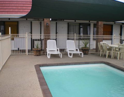 Tudor House Motel - Accommodation Port Hedland 1