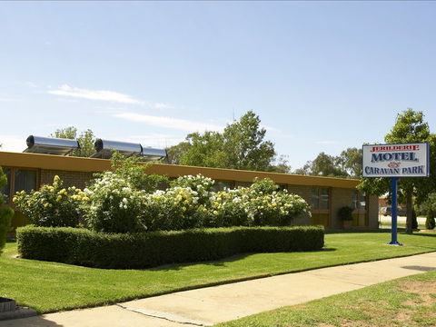 Jerilderie Motel And Caravan Park - Accommodation Port Hedland 0