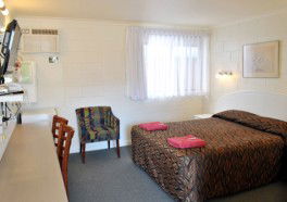 A & A Lodge Motel - Accommodation Port Hedland 1